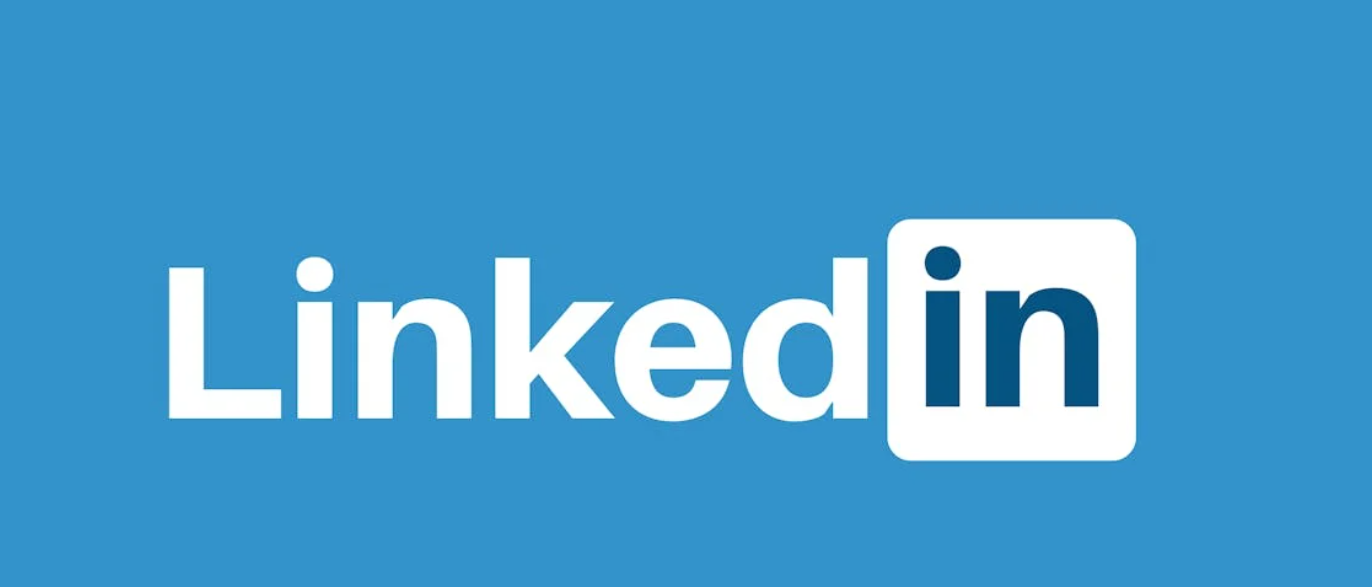 Utilize LinkedIn's Mobile Features